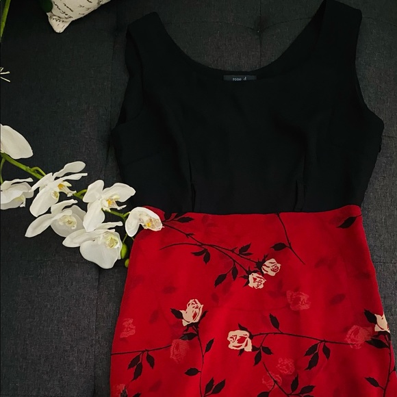 Elegant Dress - Picture 4 of 7